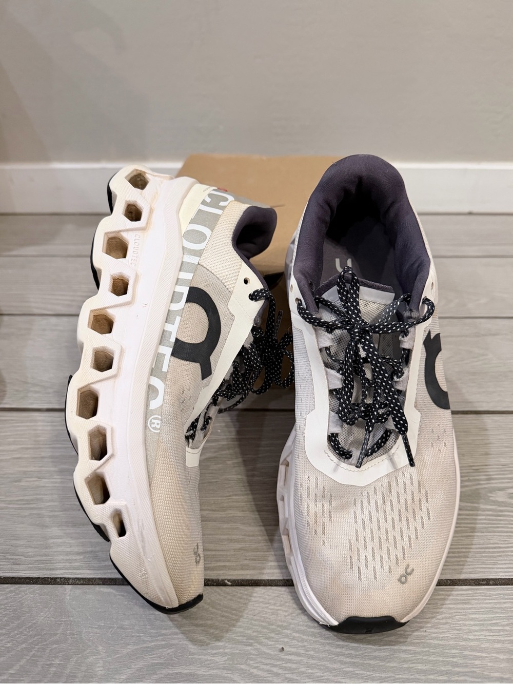 On Cloudmonster Women's Size 11 - Cream / Beige CloudTec Running shoes